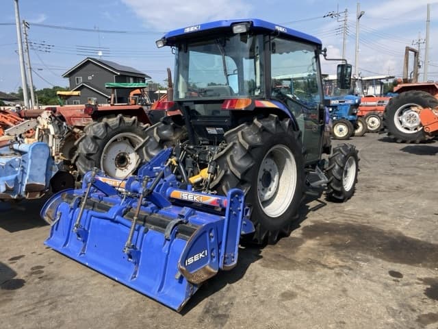 Tractor — Auction (lot 8458-2001)