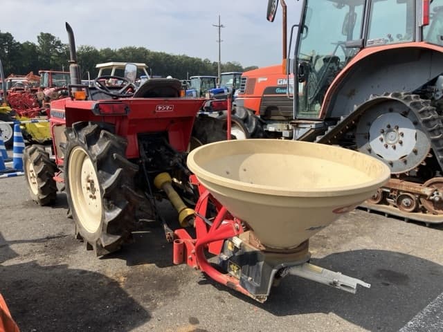 Tractor — Auction (lot 8458-2009)