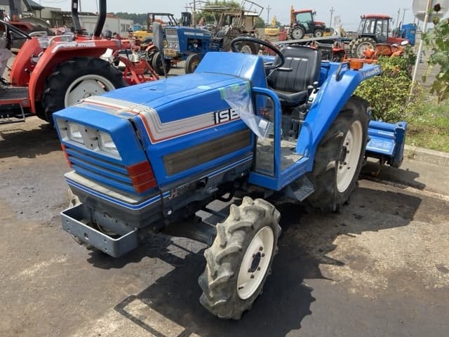 Tractor — Auction (lot 8458-2013)