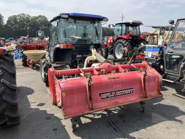 Tractor — Auction (lot 8458-2016)