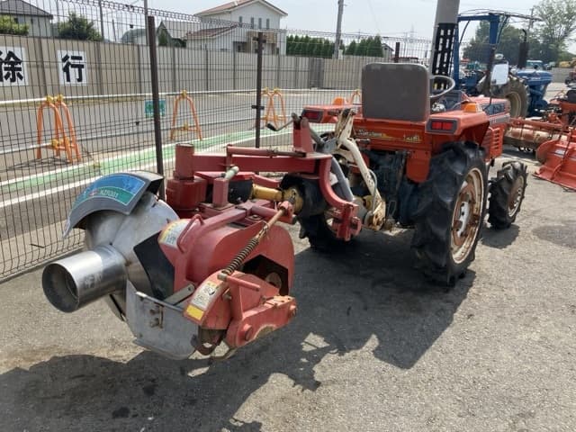 Tractor — Auction (lot 8458-2017)