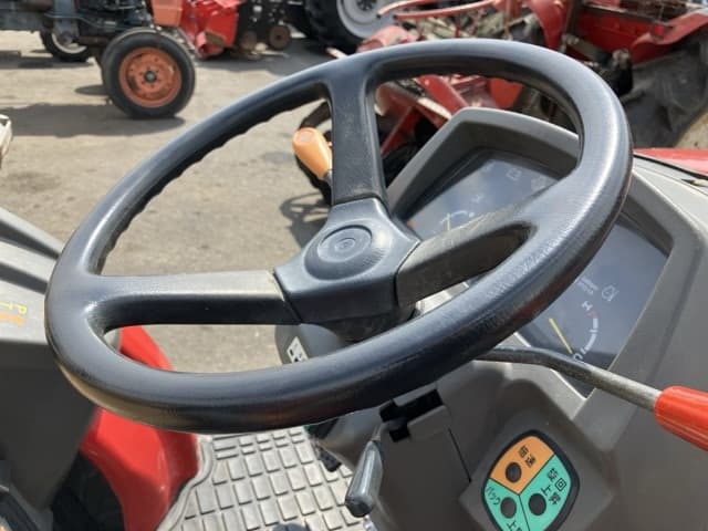 Tractor — Auction (lot 8458-2018)