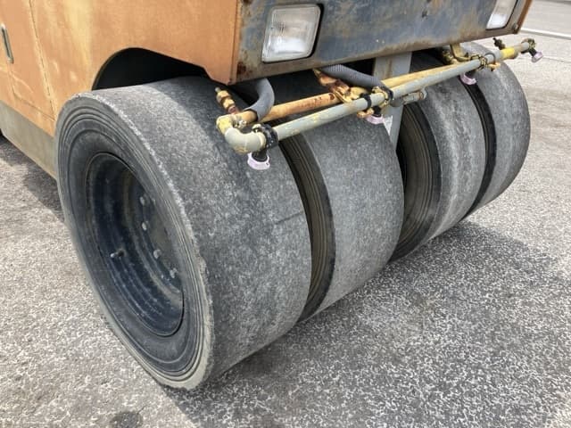 Tire Roller — Auction (lot 8458-202)