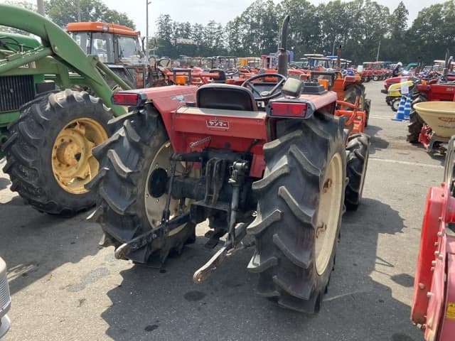 Tractor — Auction (lot 8458-2021)