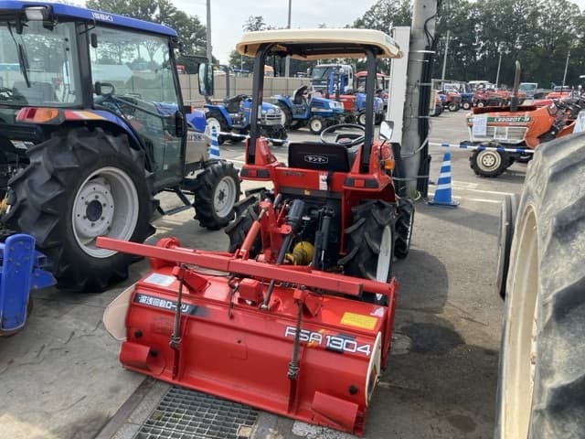 Tractor — Auction (lot 8458-2023)