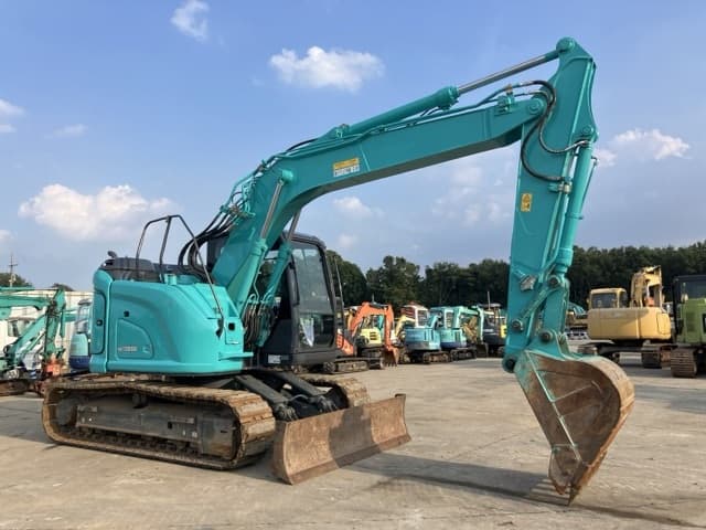 EXCAVATOR — Auction (lot 8458-203)