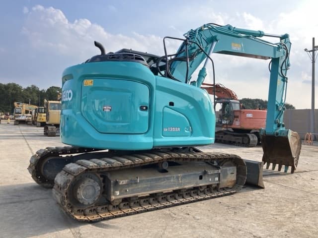 EXCAVATOR — Auction (lot 8458-203)