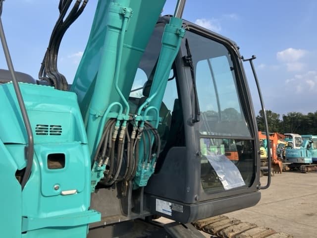 EXCAVATOR — Auction (lot 8458-203)