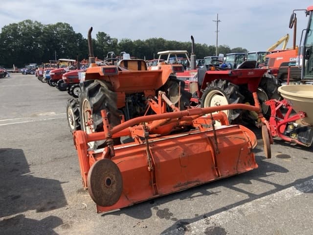 Tractor — Auction (lot 8458-2033)