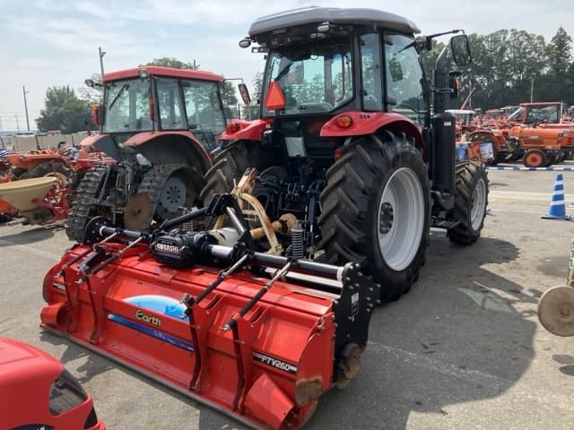 Tractor — Auction (lot 8458-2037)