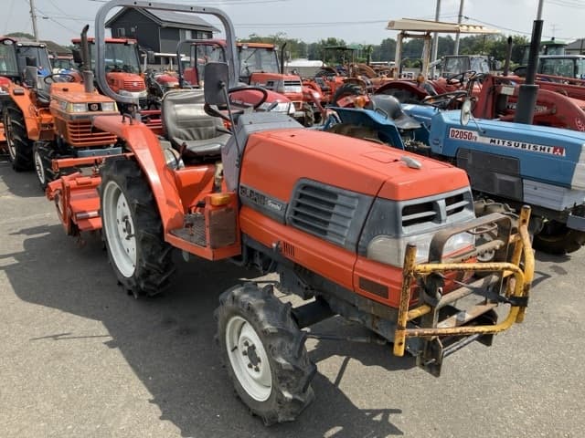 Tractor — Auction (lot 8458-2041)