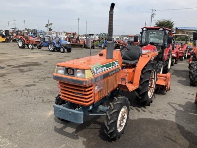 Tractor — Auction (lot 8458-2042)