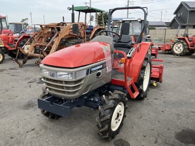 Tractor — Auction (lot 8458-2043)