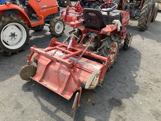 Tractor — Auction (lot 8458-2048)