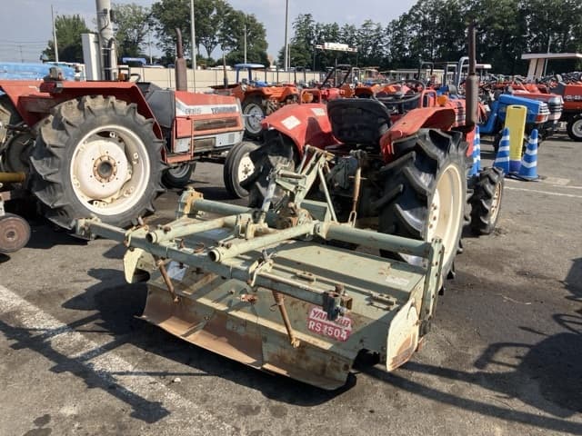 Tractor — Auction (lot 8458-2049)
