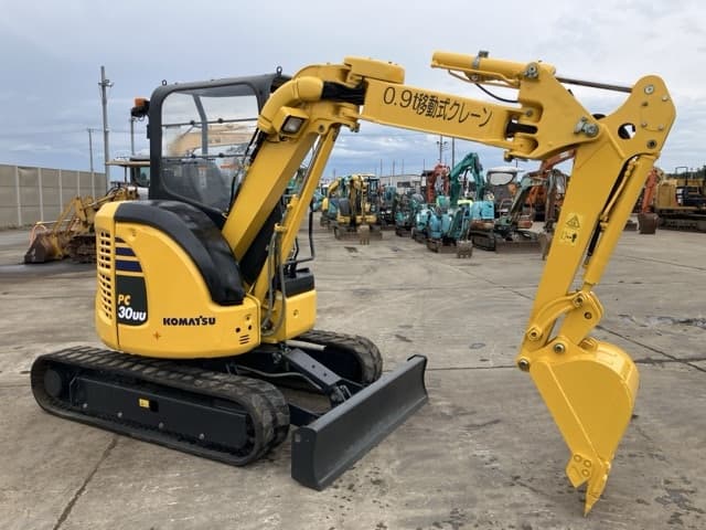 MINI EXCAVATOR — Auction (lot 8458-205)