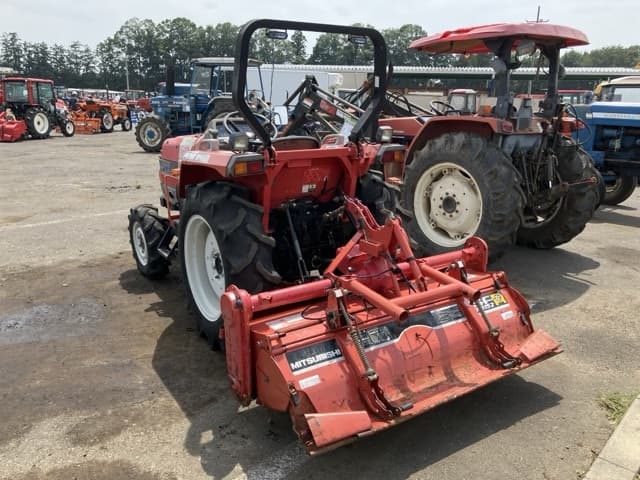 Tractor — Auction (lot 8458-2053)