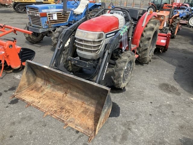 Tractor — Auction (lot 8458-2054)