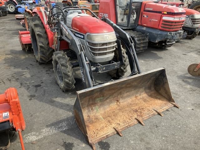Tractor — Auction (lot 8458-2054)