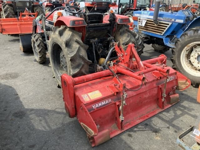 Tractor — Auction (lot 8458-2054)