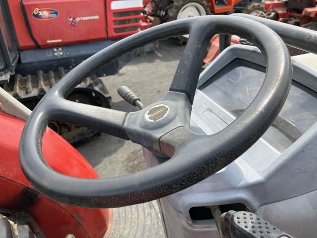 Tractor — Auction (lot 8458-2054)