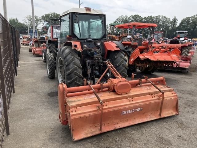 Tractor — Auction (lot 8458-2055)