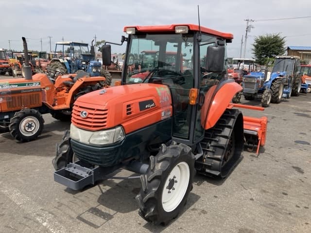 Tractor — Auction (lot 8458-2056)