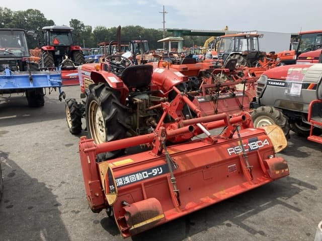 Tractor — Auction (lot 8458-2058)