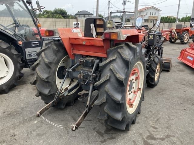 Tractor — Auction (lot 8458-2061)