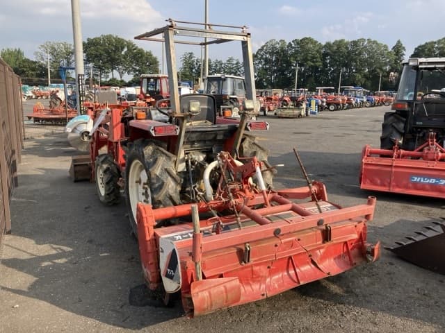 Tractor — Auction (lot 8458-2065)
