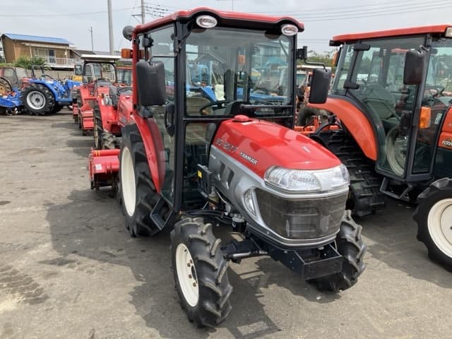 Tractor — Auction (lot 8458-2071)
