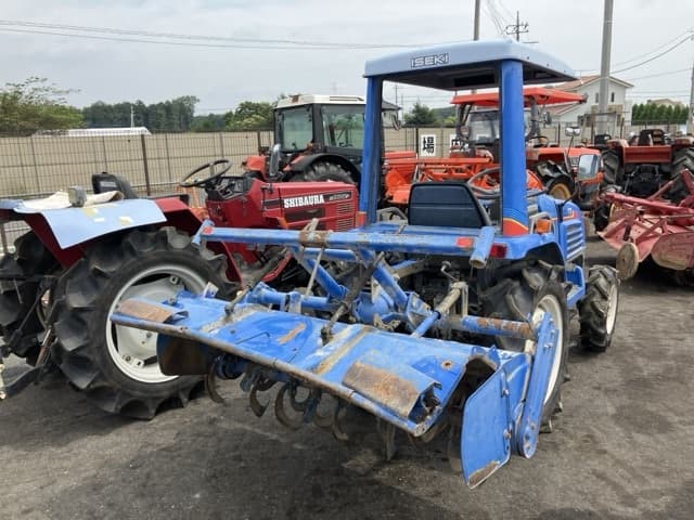 Tractor — Auction (lot 8458-2076)