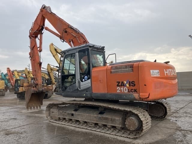 EXCAVATOR — Auction (lot 8458-208)