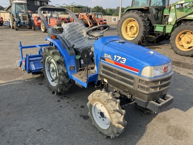Tractor — Auction (lot 8458-2087)