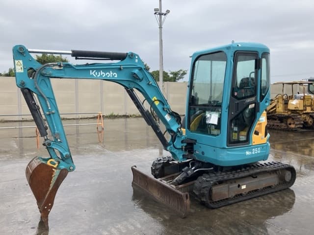 MINI EXCAVATOR — Auction (lot 8458-209)