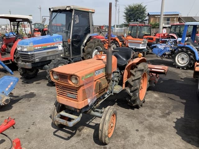 Tractor — Auction (lot 8458-2094)
