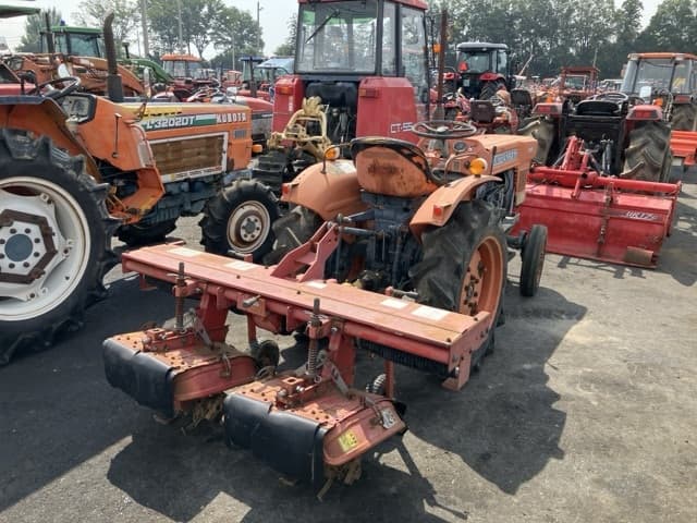 Tractor — Auction (lot 8458-2094)