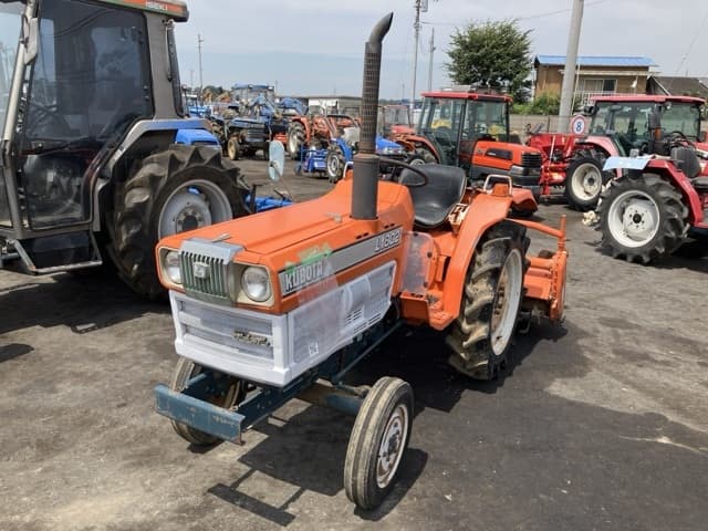 Tractor — Auction (lot 8458-2095)