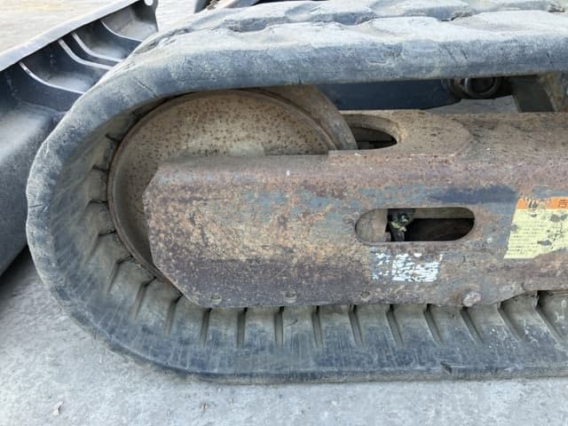 MINI EXCAVATOR — Auction (lot 8458-21)