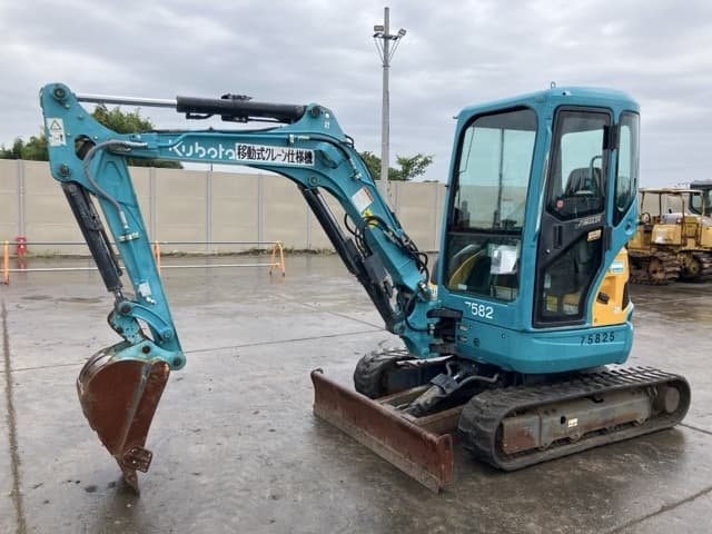 MINI EXCAVATOR — Auction (lot 8458-210)