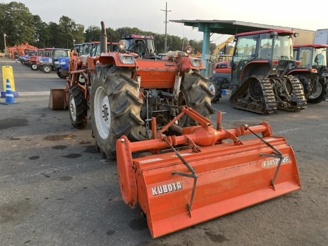Tractor — Auction (lot 8458-2105)