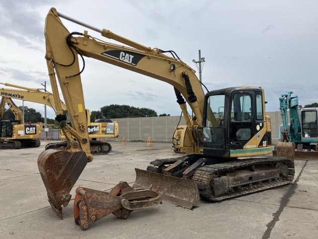 EXCAVATOR — Auction (lot 8458-211)