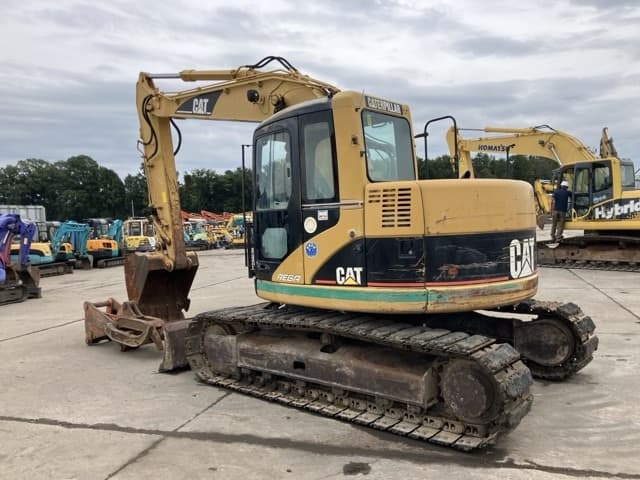 EXCAVATOR — Auction (lot 8458-211)