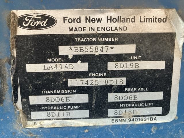 Tractor — Auction (lot 8458-2117)