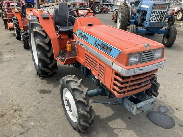 Tractor — Auction (lot 8458-2118)