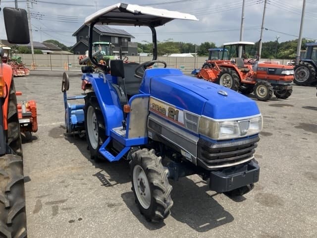 Tractor — Auction (lot 8458-2120)