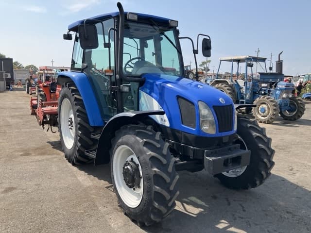 Tractor — Auction (lot 8458-2128)
