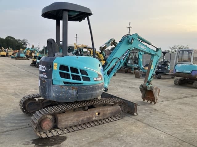 MINI EXCAVATOR — Auction (lot 8458-213)