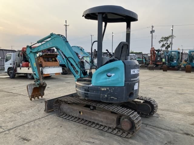 MINI EXCAVATOR — Auction (lot 8458-213)