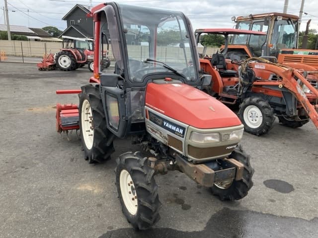 Tractor — Auction (lot 8458-2131)